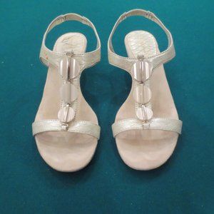 Anne Klein Ivory Wedge Sandals Size 6